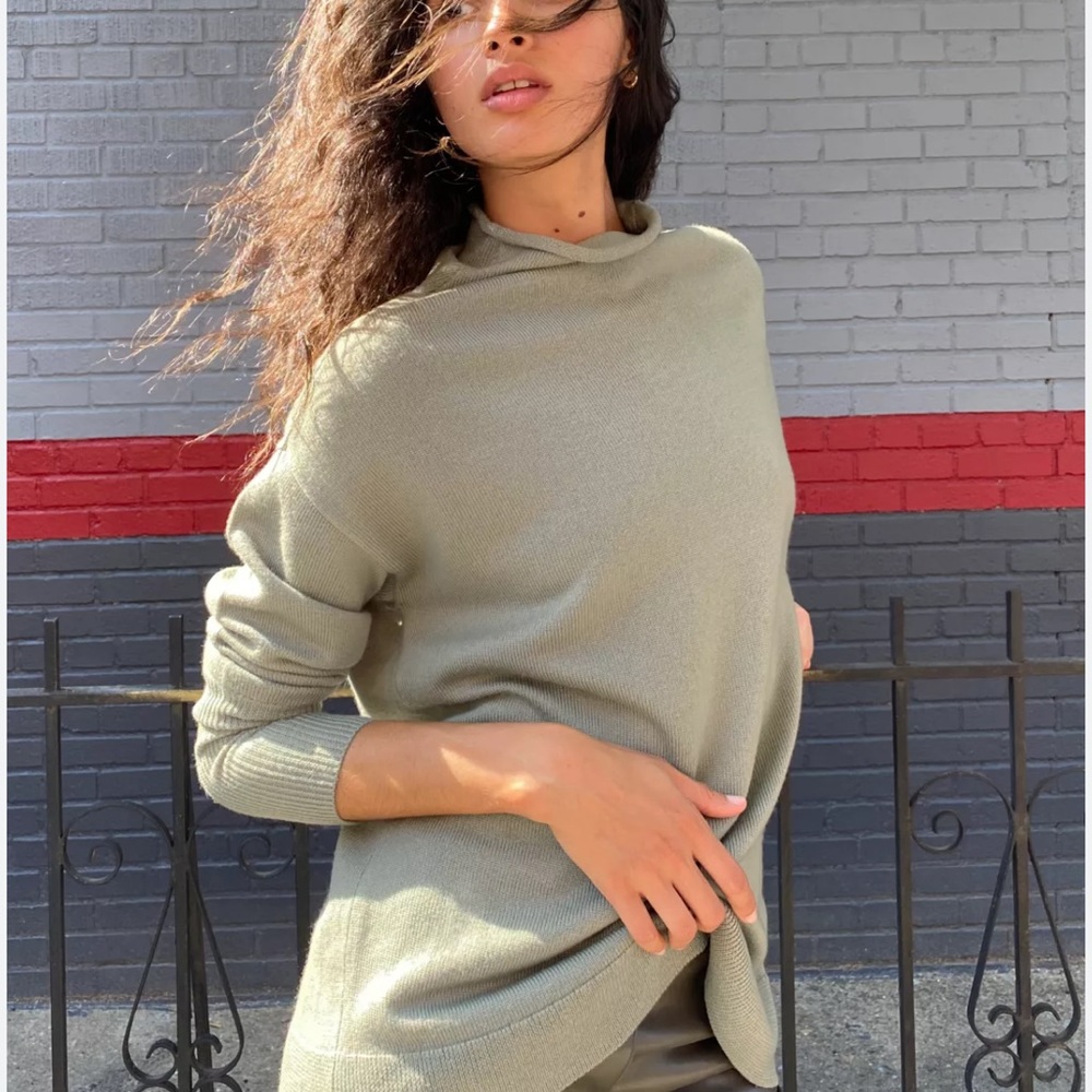 Aritzia Wilfred Cyprie Sweater